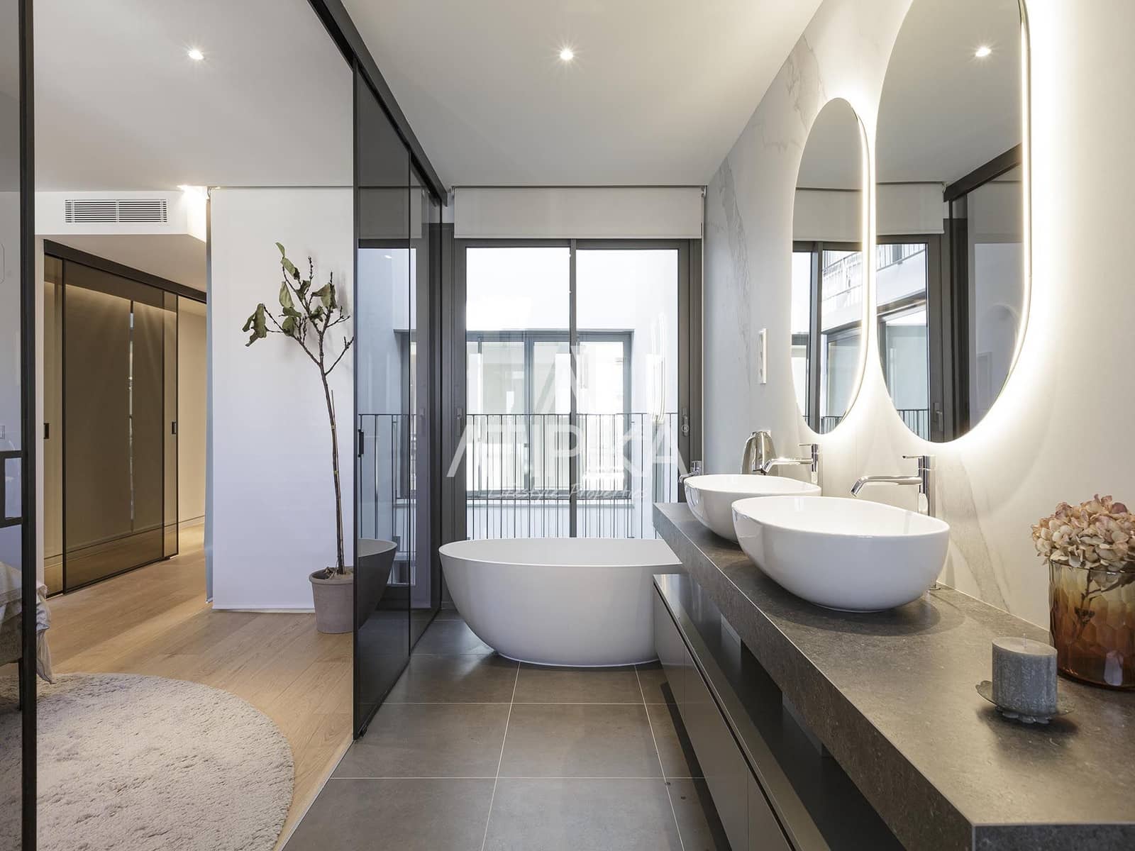 2 soveværelse Penthouse til salg i Barcelona by med swimmingpool - € 4.500.000 (Ref: 9216968)