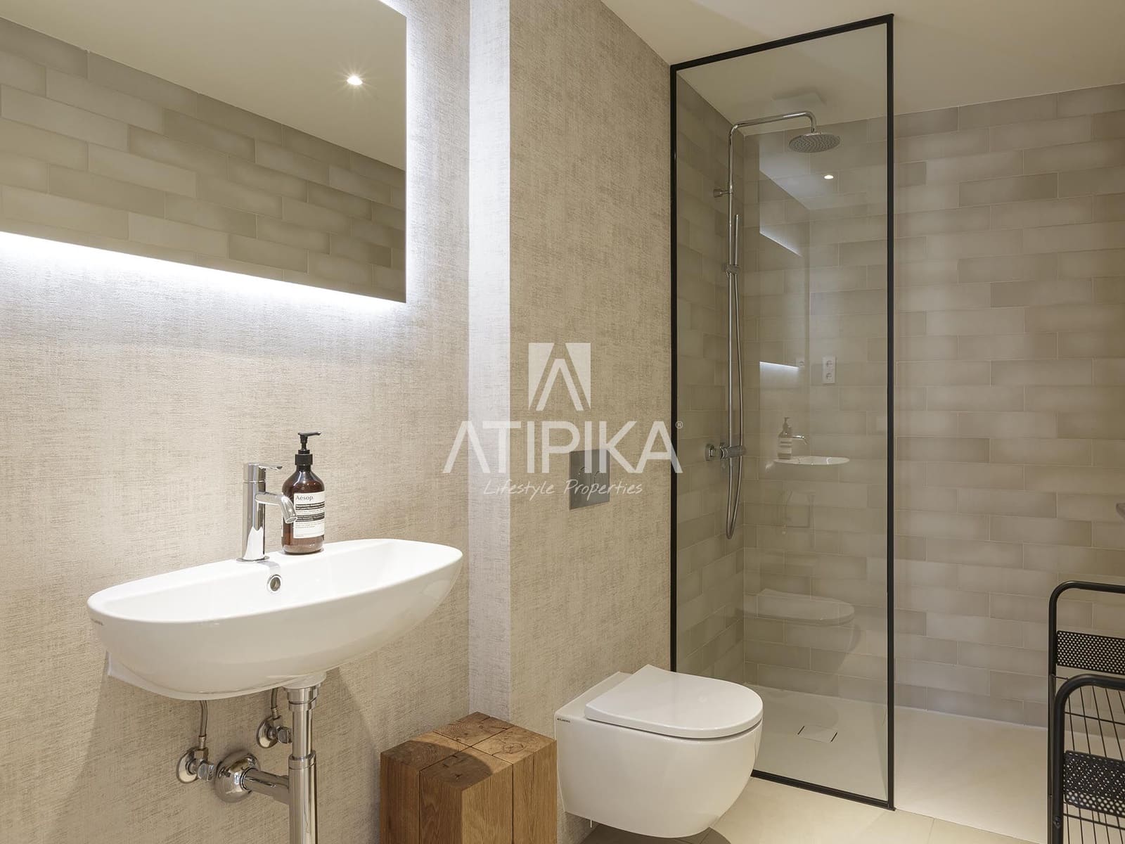 2 soveværelse Penthouse til salg i Barcelona by med swimmingpool - € 4.500.000 (Ref: 9216968)