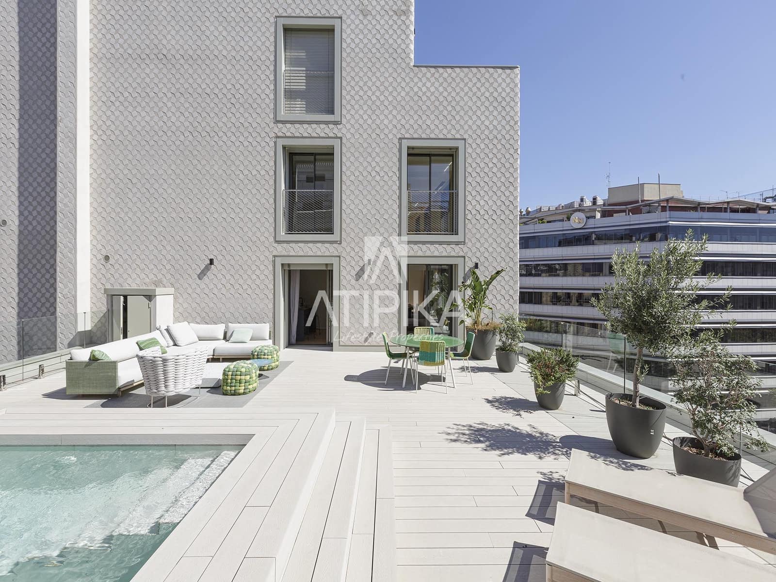 2 soveværelse Penthouse til salg i Barcelona by med swimmingpool - € 4.500.000 (Ref: 9216968)