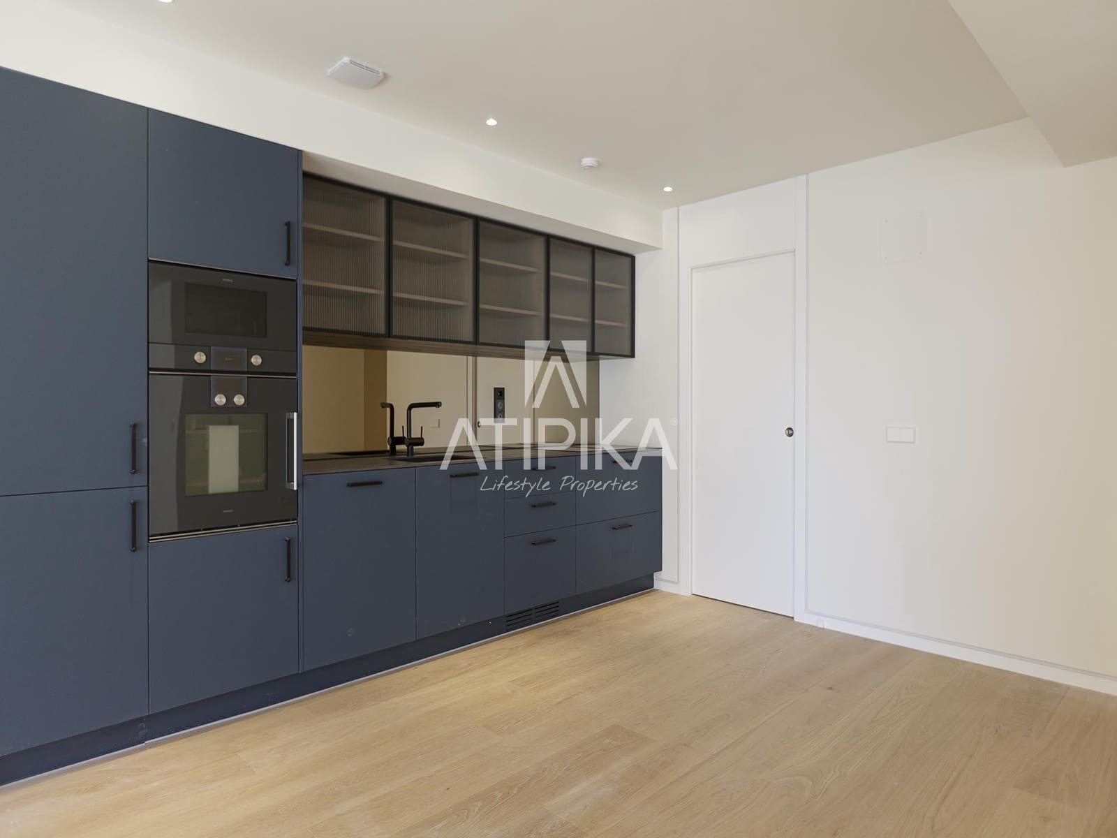 3 bedroom Apartment for sale in Barcelona city with pool - € 2,520,000 (Ref: 9216969)