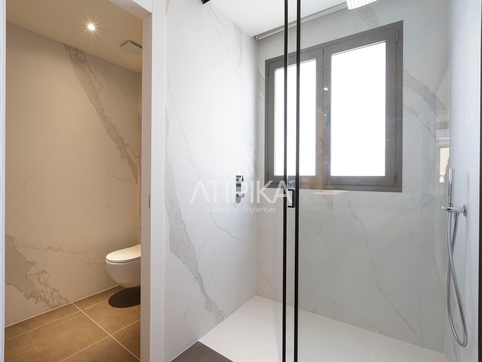 3 bedroom Apartment for sale in Barcelona city with pool - € 2,520,000 (Ref: 9216969)