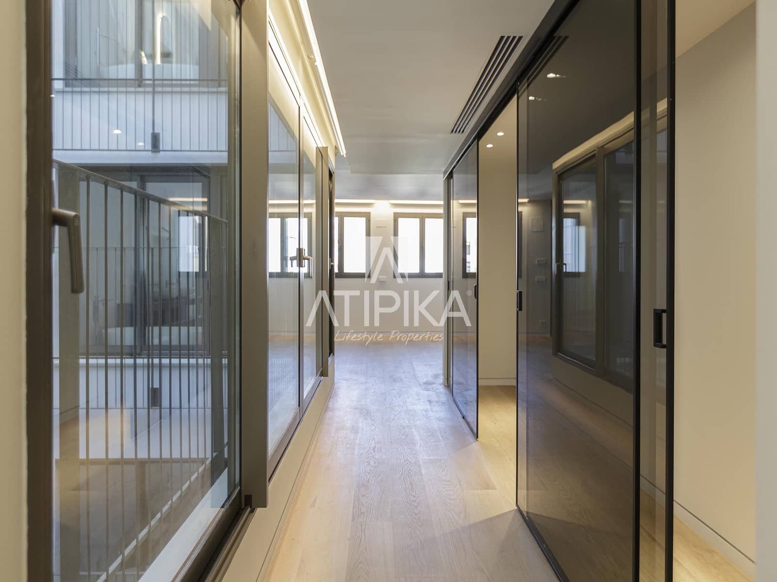 3 bedroom Apartment for sale in Barcelona city with pool - € 2,520,000 (Ref: 9216969)