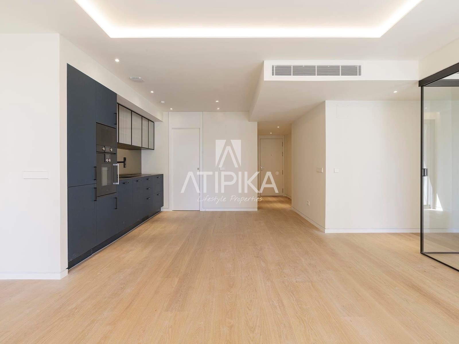 3 bedroom Apartment for sale in Barcelona city with pool - € 2,520,000 (Ref: 9216969)