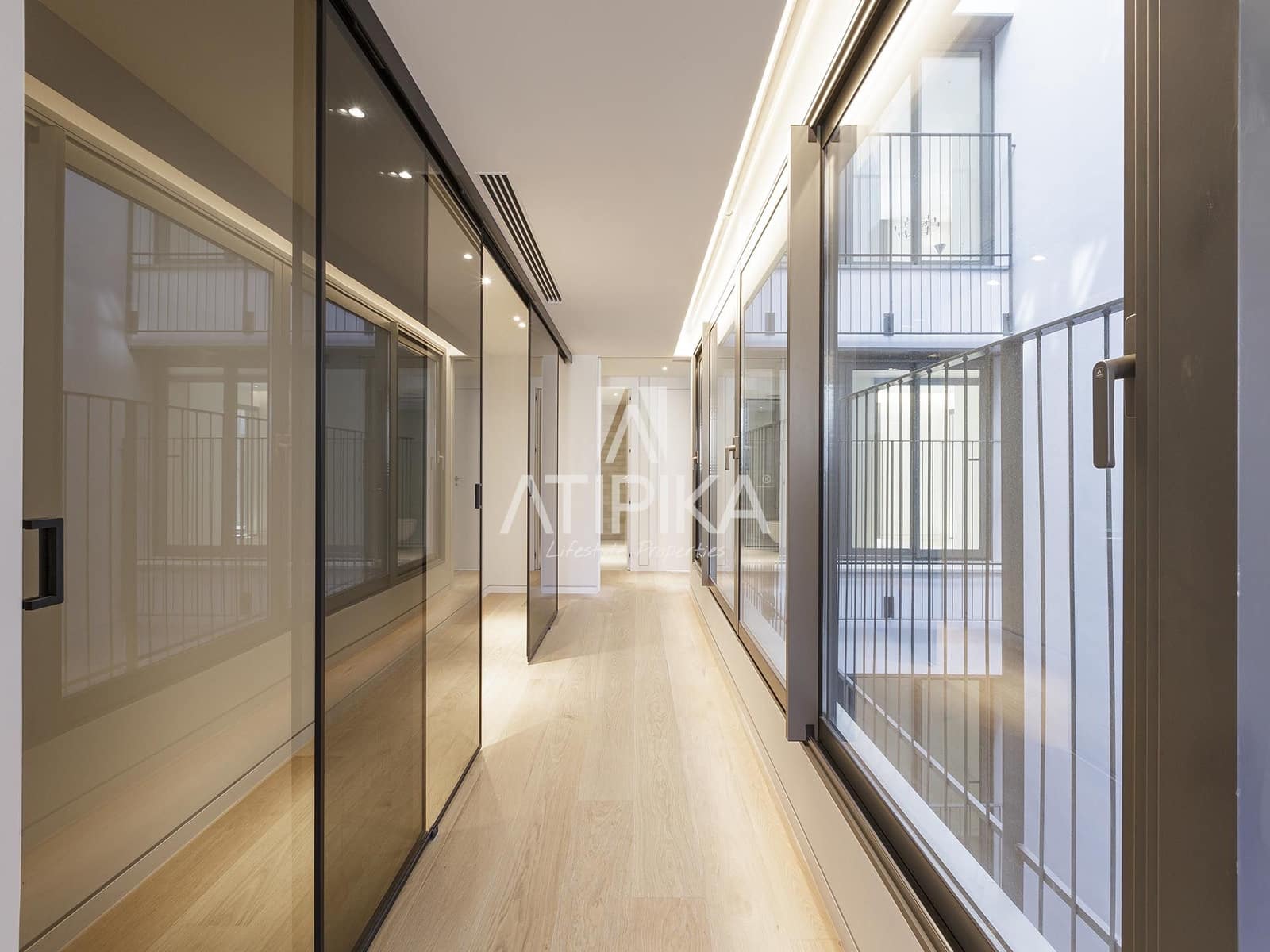 3 bedroom Apartment for sale in Barcelona city with pool - € 2,520,000 (Ref: 9216969)