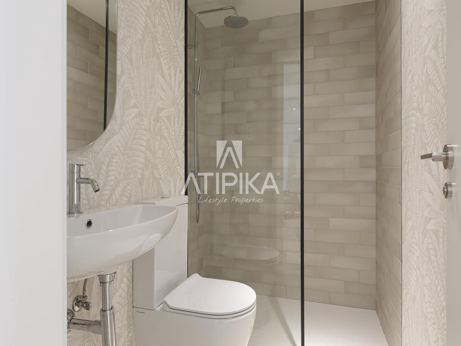 Apartamento de 3 habitaciones en Barcelona ciudad en venta con piscina - 2.600.000 € (Ref: 9216970)