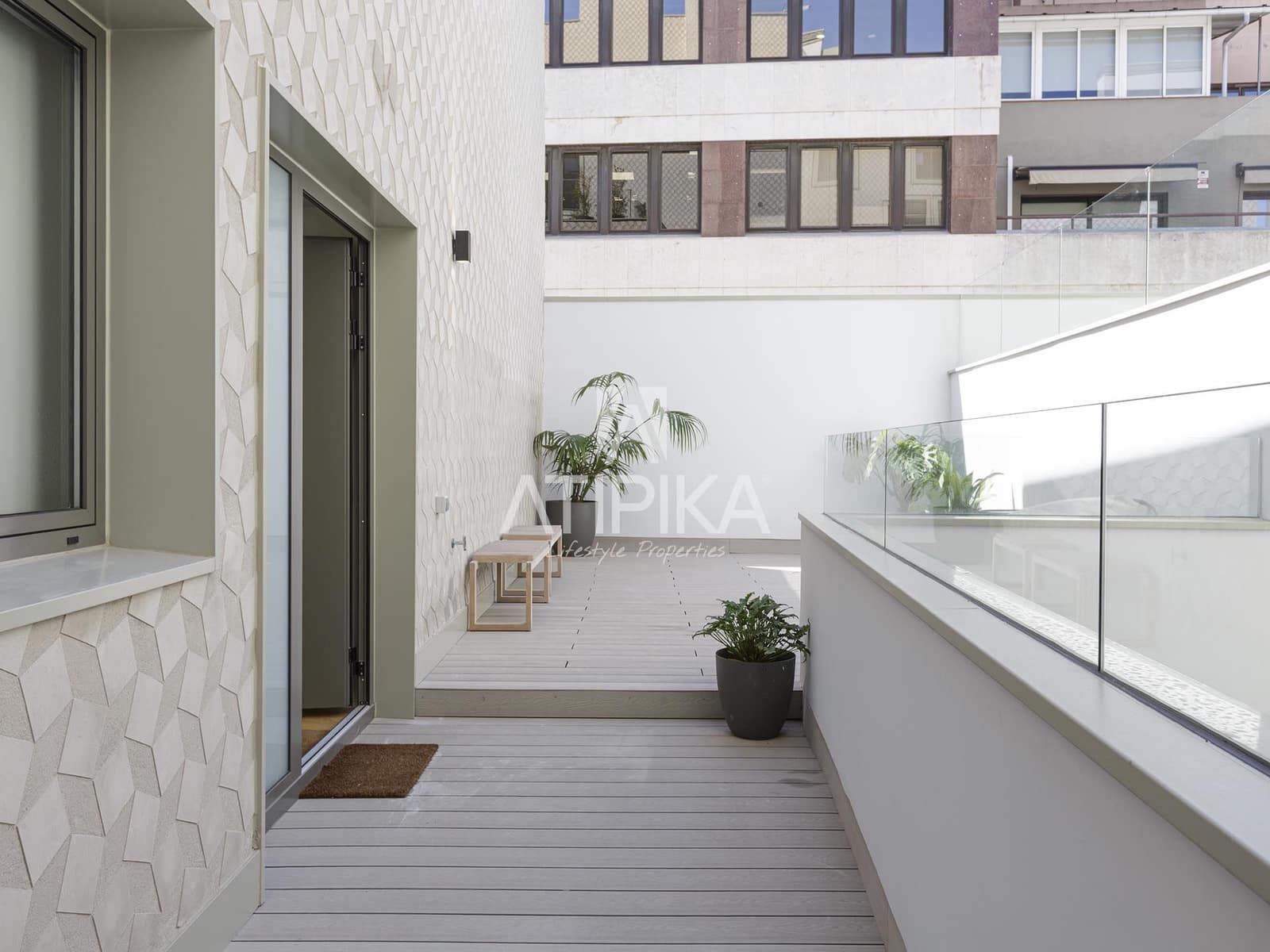 Apartamento de 3 habitaciones en Barcelona ciudad en venta con piscina - 2.600.000 € (Ref: 9216970)