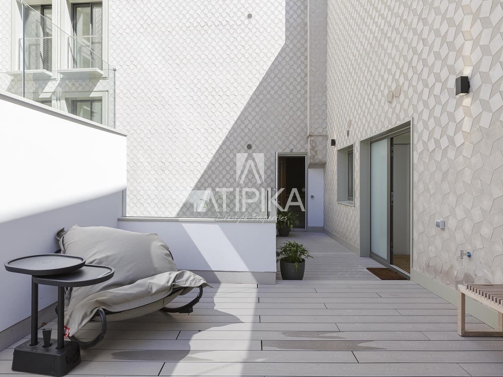 Apartamento de 3 habitaciones en Barcelona ciudad en venta con piscina - 2.600.000 € (Ref: 9216970)