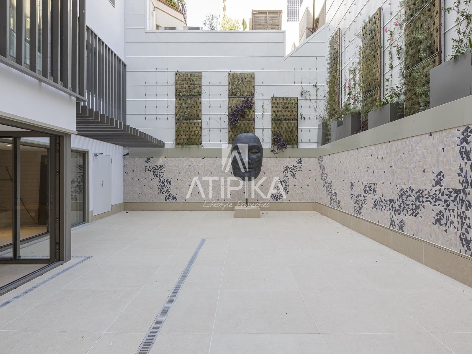 Apartamento de 3 habitaciones en Barcelona ciudad en venta con piscina - 2.600.000 € (Ref: 9216970)