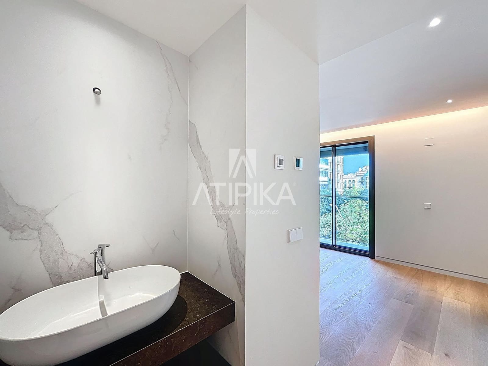1 bedroom Apartment for sale in Barcelona city with pool - € 1,300,000 (Ref: 9216971)