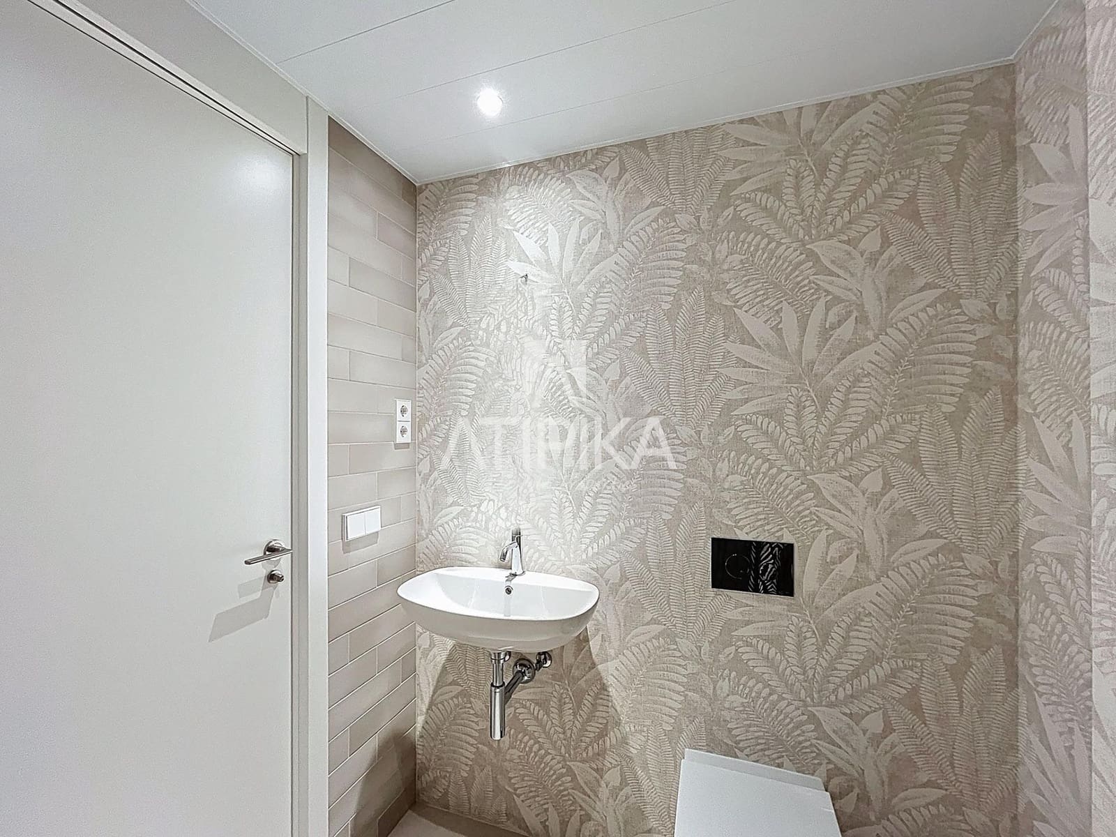 1 bedroom Apartment for sale in Barcelona city with pool - € 1,300,000 (Ref: 9216971)