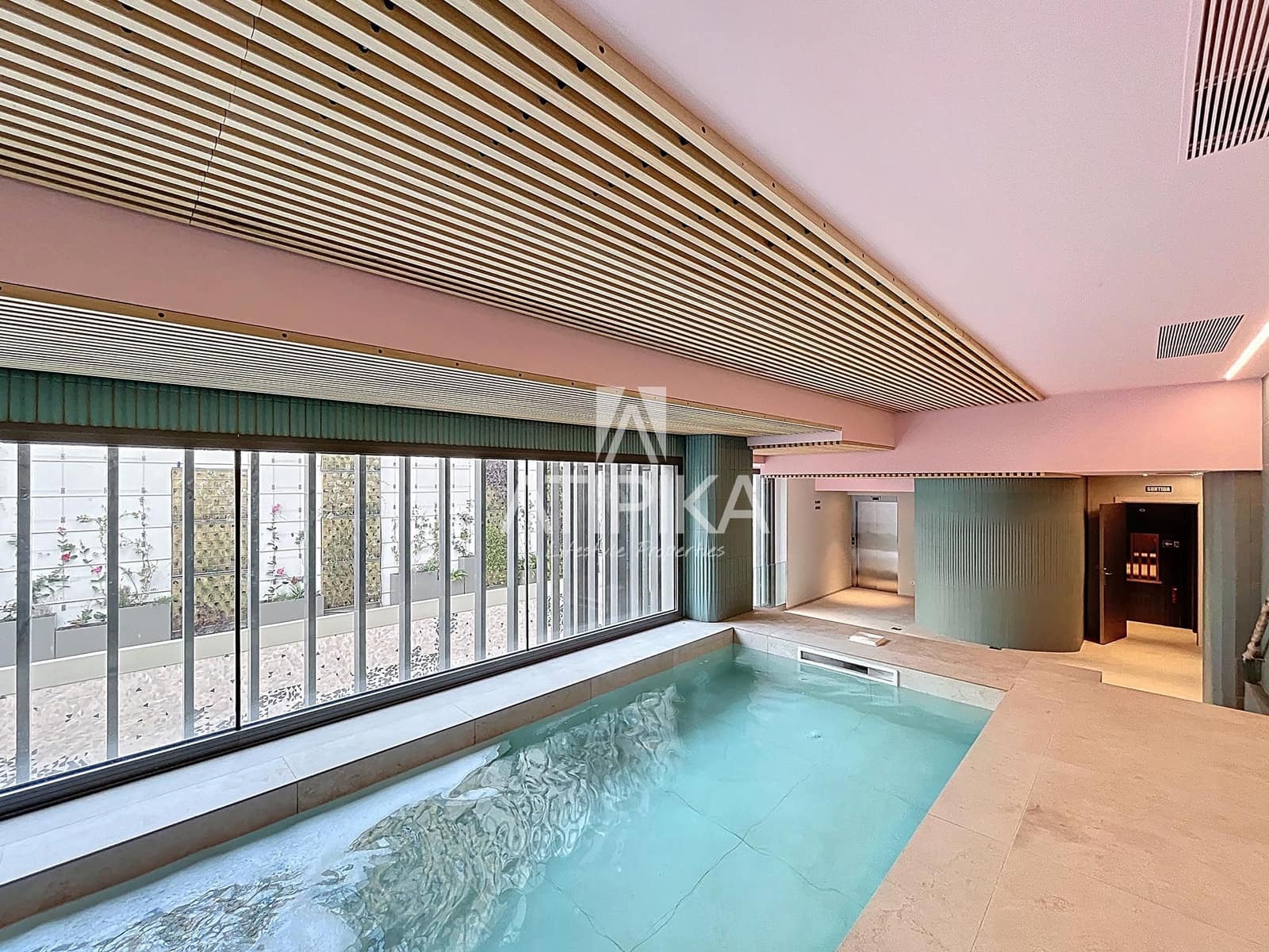1 bedroom Apartment for sale in Barcelona city with pool - € 1,300,000 (Ref: 9216971)