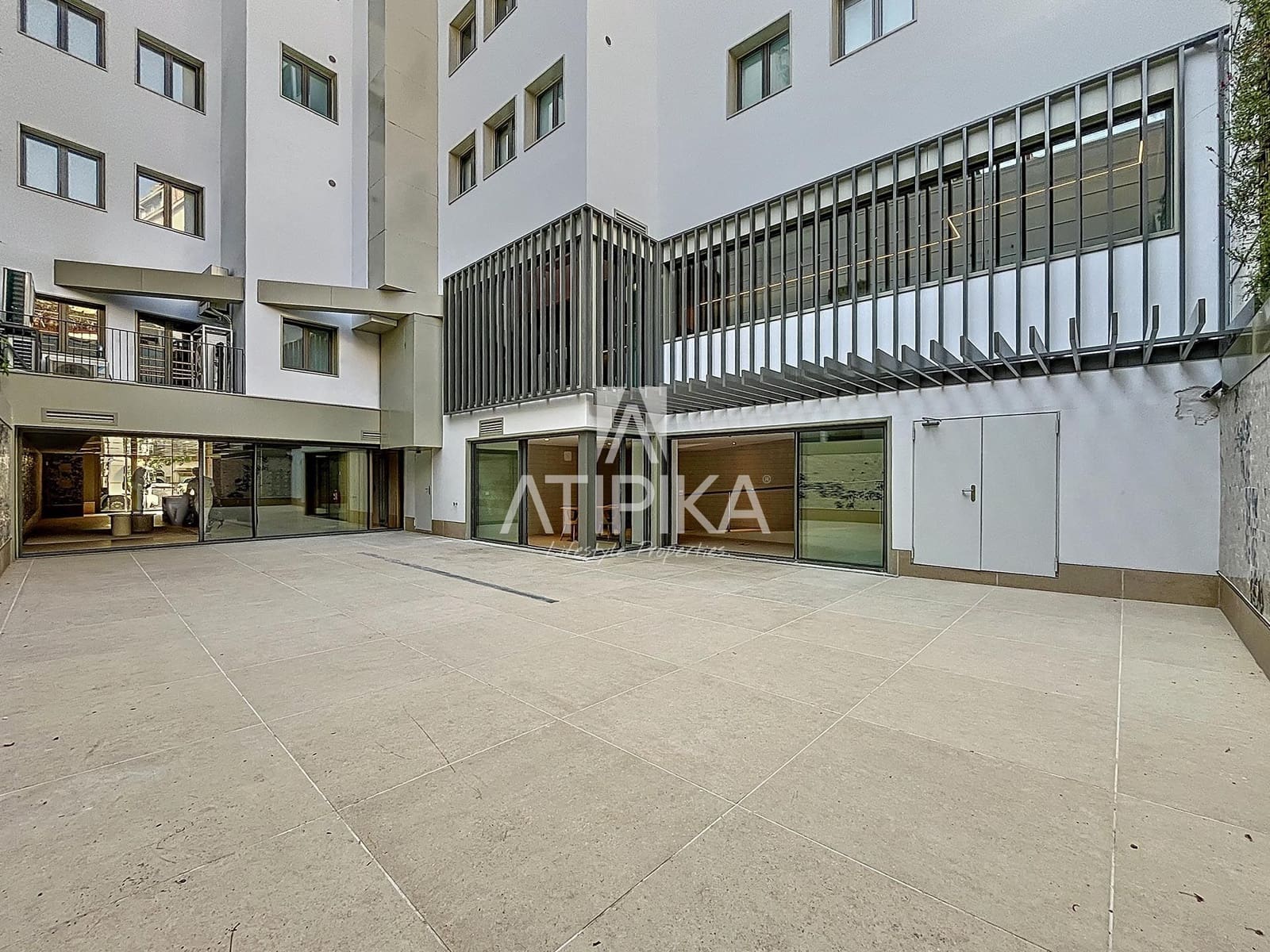 1 bedroom Apartment for sale in Barcelona city with pool - € 1,300,000 (Ref: 9216971)