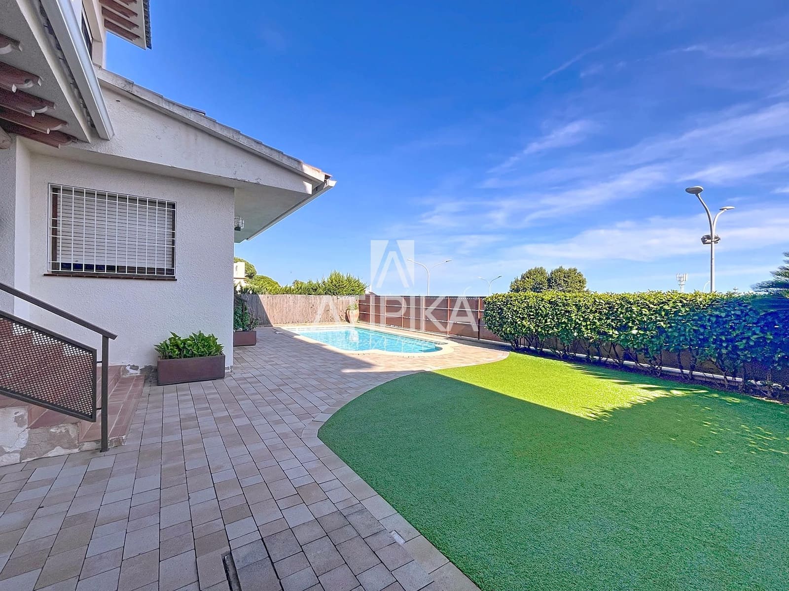 7 soverom Villa til salgs i Sant Andreu de Llavaneres med svømmebasseng - € 870 000 (Ref: 9216972)