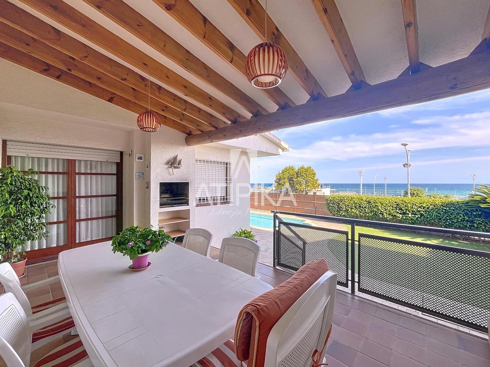 7 soverom Villa til salgs i Sant Andreu de Llavaneres med svømmebasseng - € 870 000 (Ref: 9216972)