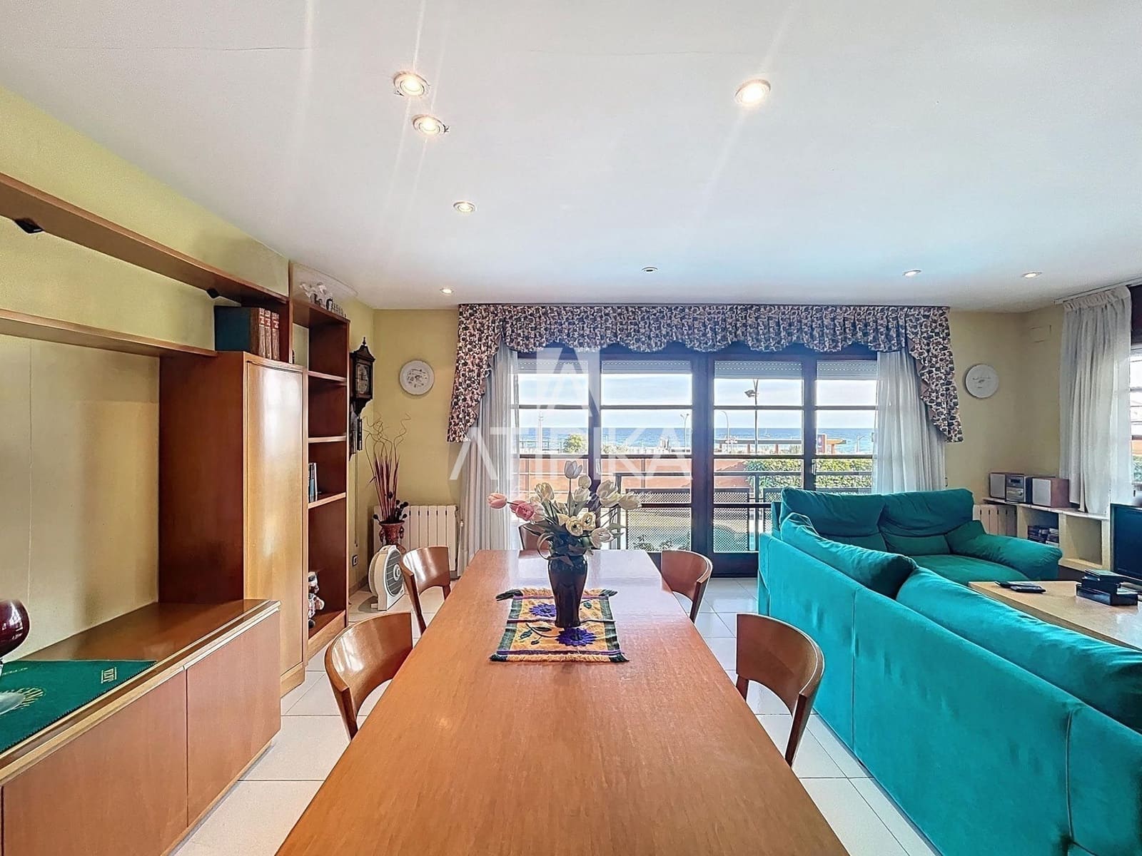 7 soverom Villa til salgs i Sant Andreu de Llavaneres med svømmebasseng - € 870 000 (Ref: 9216972)