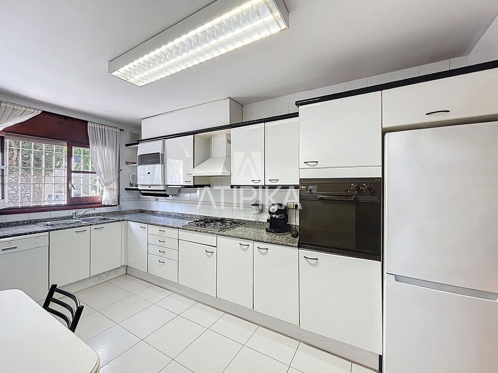 7 soverom Villa til salgs i Sant Andreu de Llavaneres med svømmebasseng - € 870 000 (Ref: 9216972)