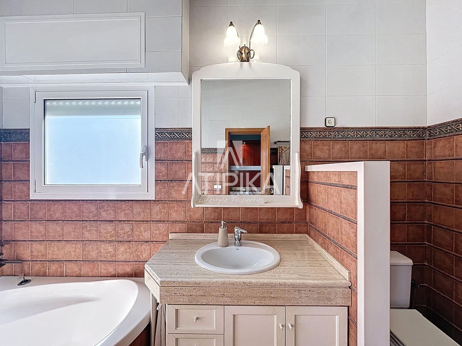 7 soverom Villa til salgs i Sant Andreu de Llavaneres med svømmebasseng - € 870 000 (Ref: 9216972)