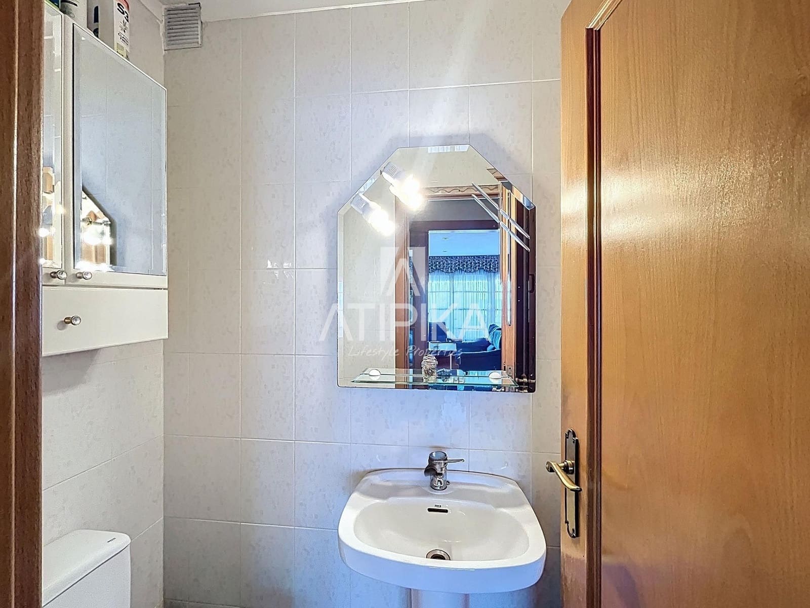 7 soverom Villa til salgs i Sant Andreu de Llavaneres med svømmebasseng - € 870 000 (Ref: 9216972)