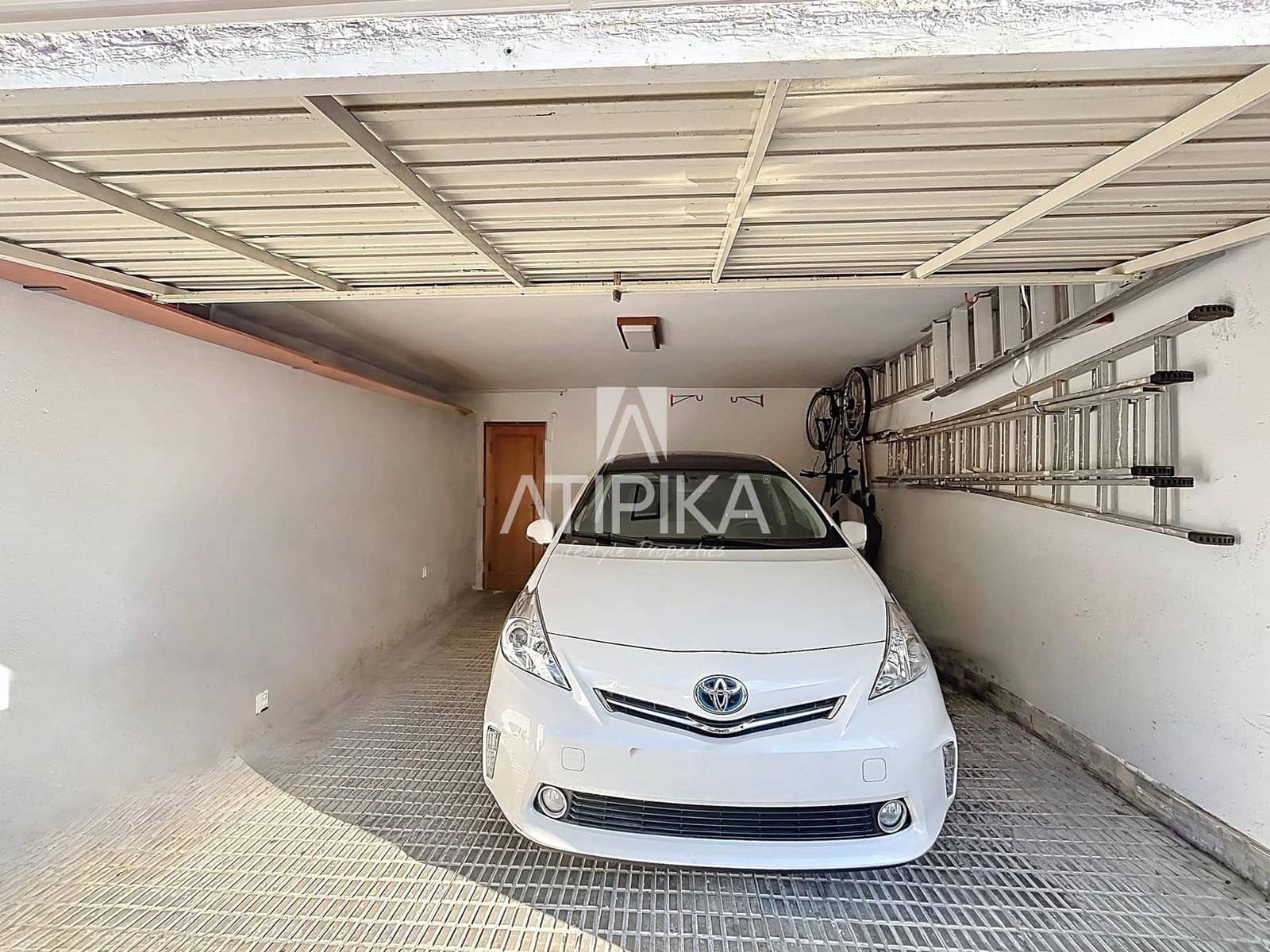 7 soverom Villa til salgs i Sant Andreu de Llavaneres med svømmebasseng - € 870 000 (Ref: 9216972)