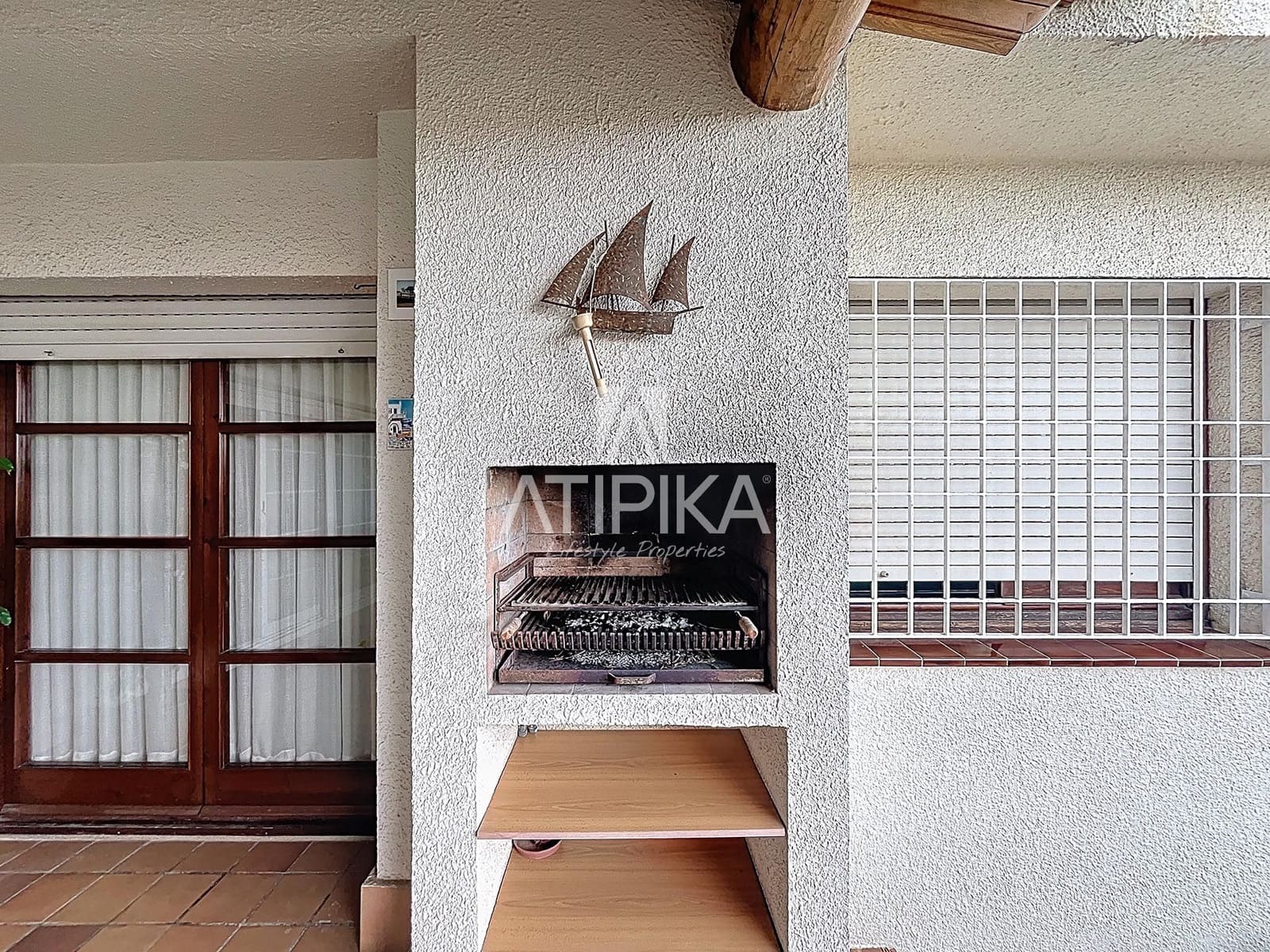 7 soverom Villa til salgs i Sant Andreu de Llavaneres med svømmebasseng - € 870 000 (Ref: 9216972)