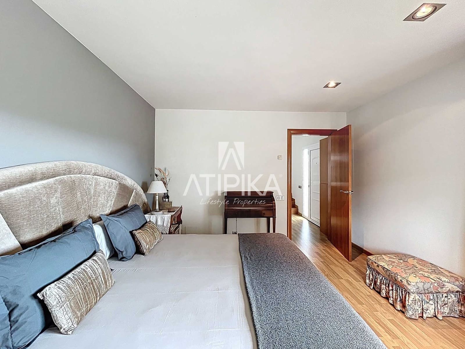 4 bedroom Villa for sale in Dosrius with pool - € 690,000 (Ref: 9235942)