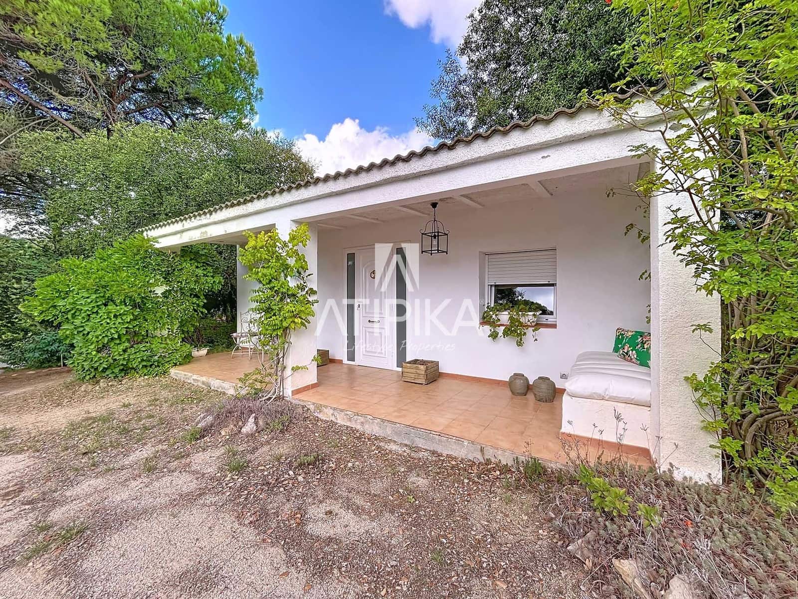 4 bedroom Villa for sale in Dosrius with pool - € 690,000 (Ref: 9235942)