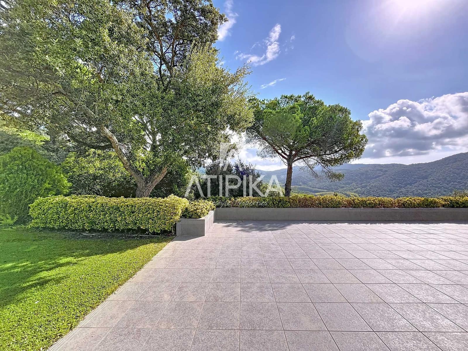 4 bedroom Villa for sale in Dosrius with pool - € 690,000 (Ref: 9235942)