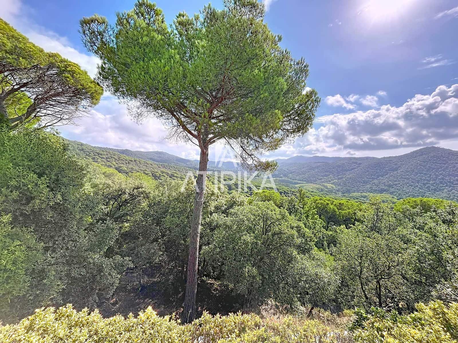 4 bedroom Villa for sale in Dosrius with pool - € 690,000 (Ref: 9235942)