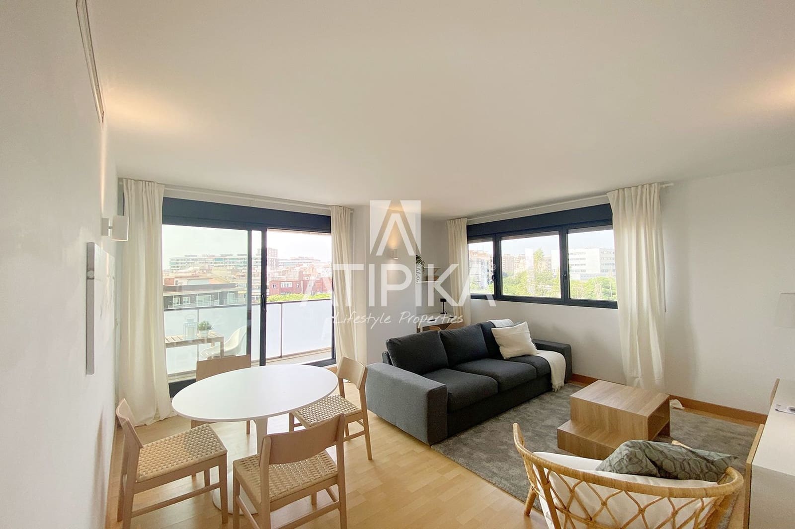 3 soveværelse Lejlighed til salg i L'Hospitalet de Llobregat - € 489.000 (Ref: 9242611)