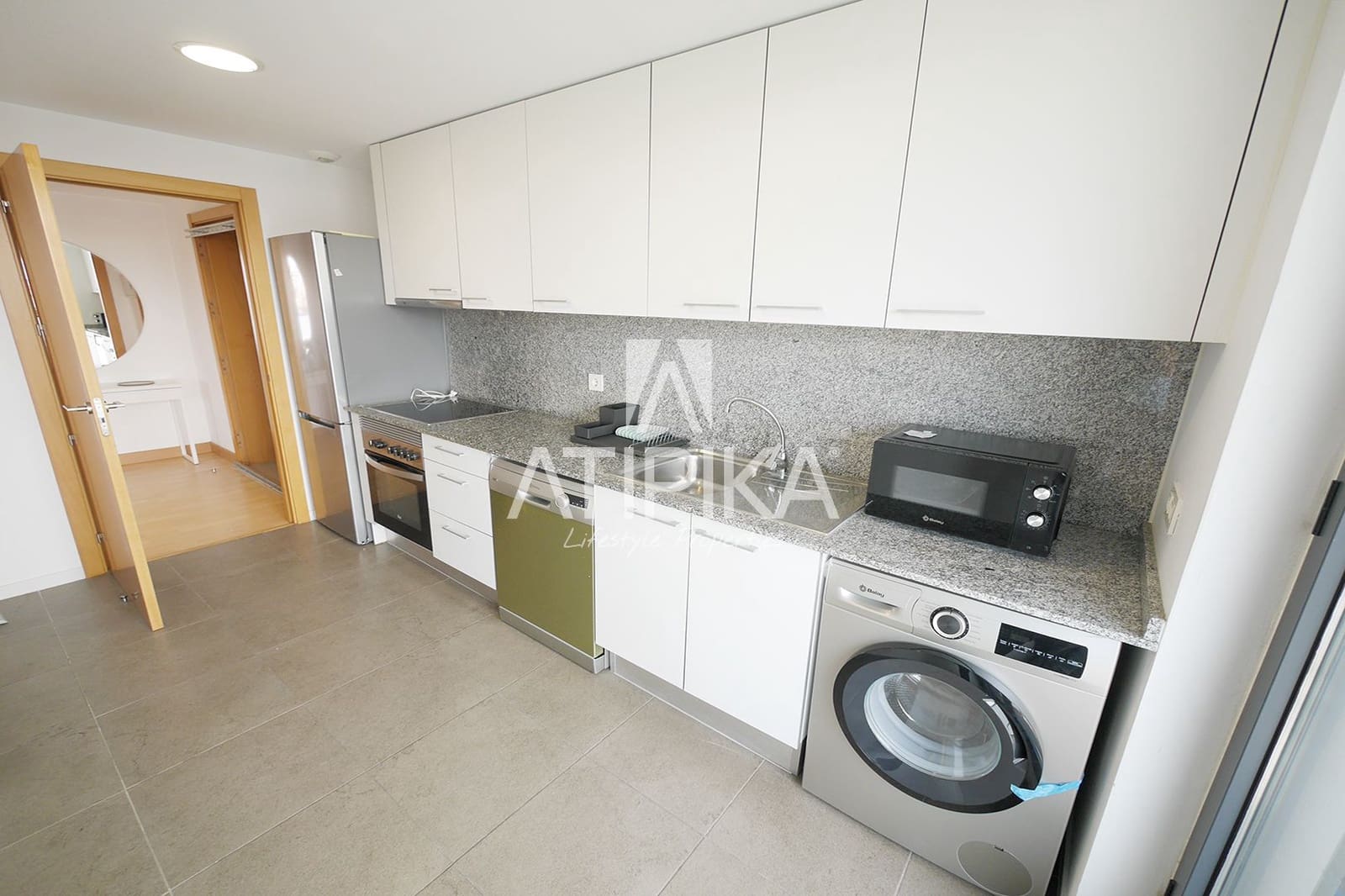 3 soveværelse Lejlighed til salg i L'Hospitalet de Llobregat - € 489.000 (Ref: 9242611)