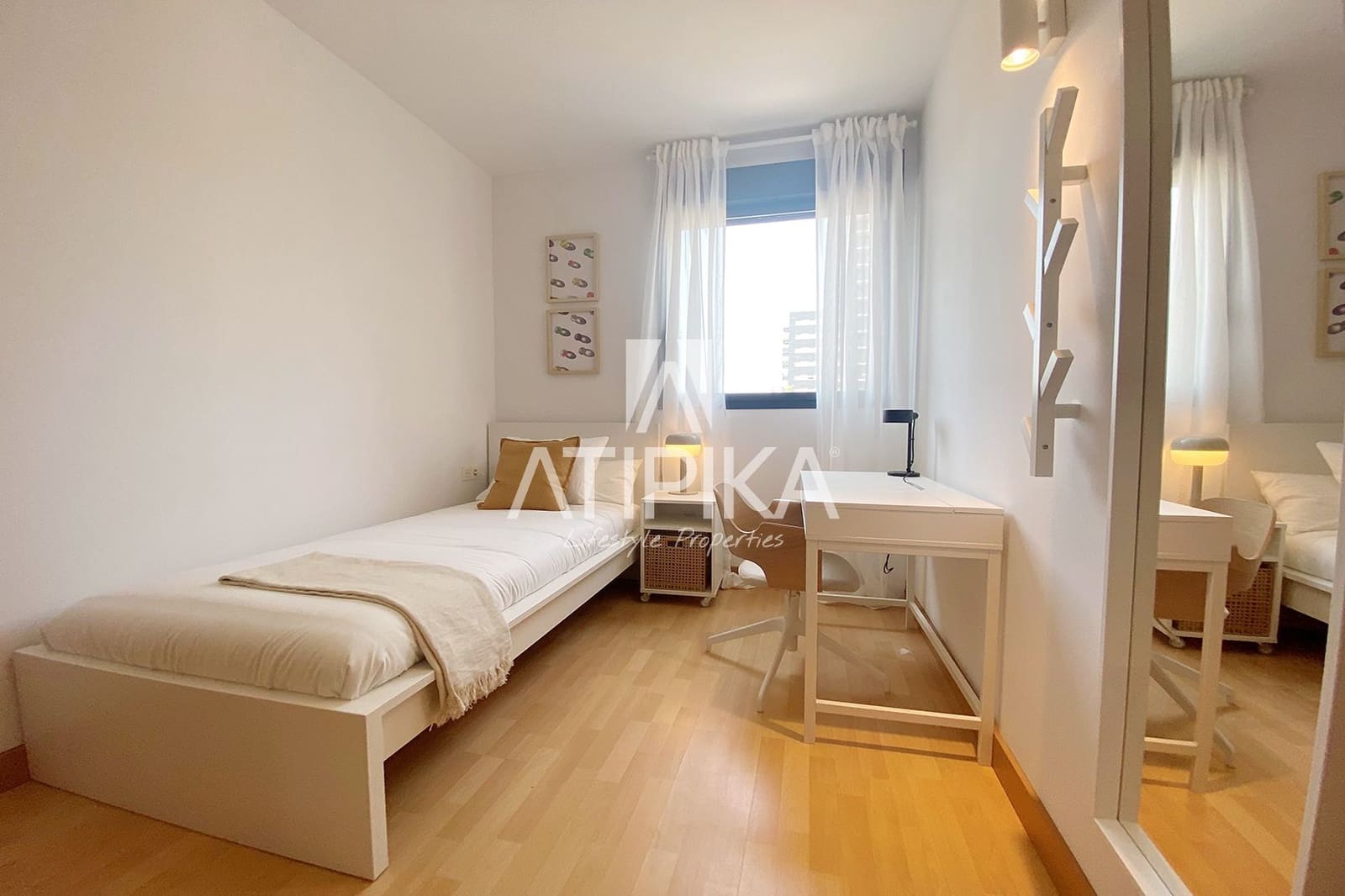 3 soveværelse Lejlighed til salg i L'Hospitalet de Llobregat - € 489.000 (Ref: 9242611)