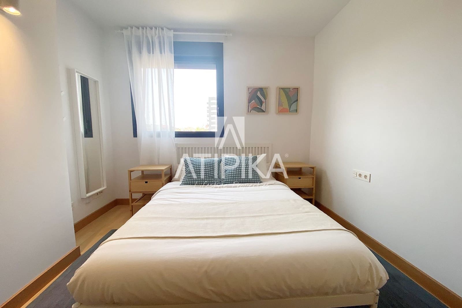 3 soveværelse Lejlighed til salg i L'Hospitalet de Llobregat - € 489.000 (Ref: 9242611)