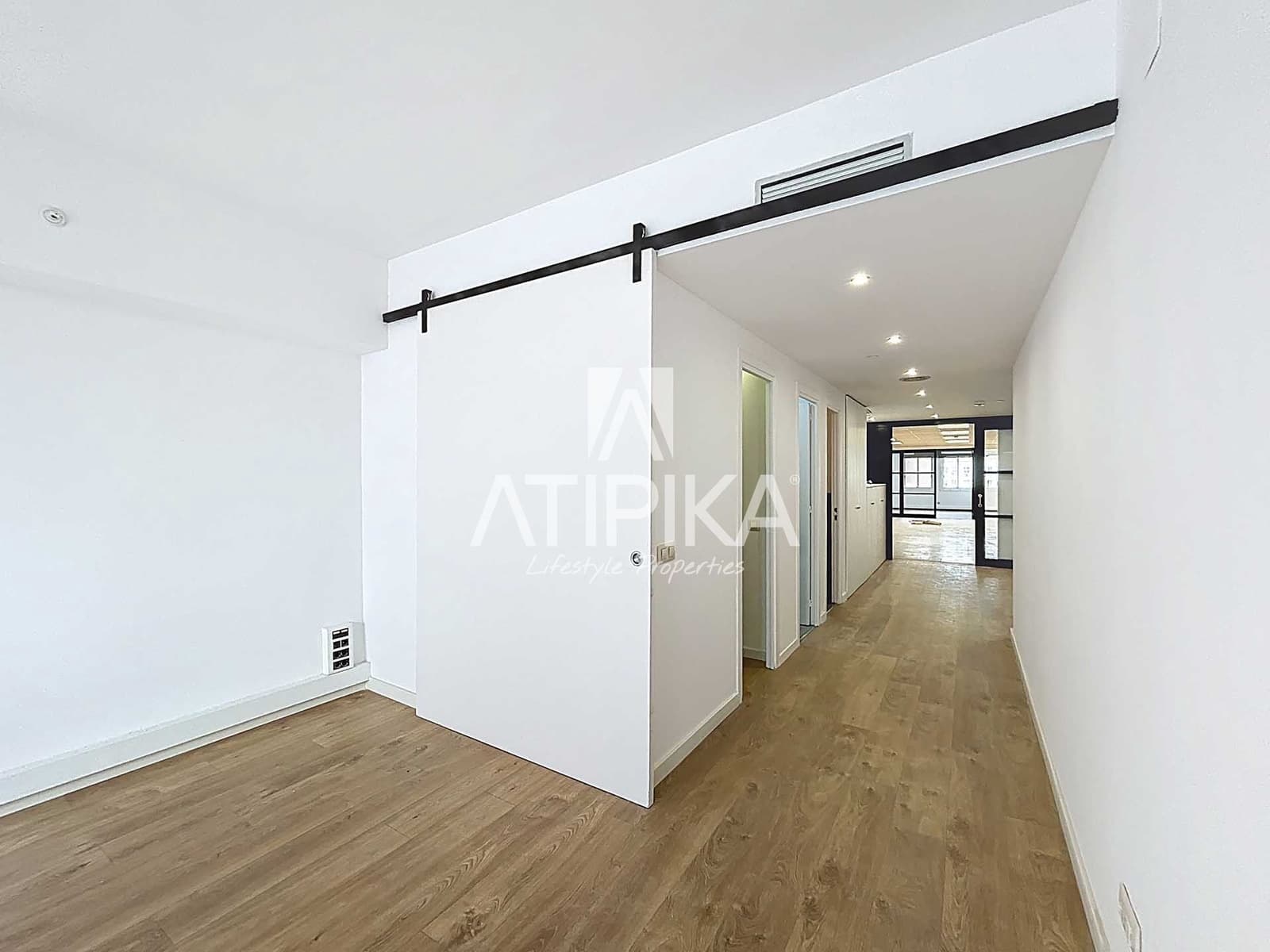 4 bedroom Office for rent in Barcelona city - € 4,650 (Ref: 9263952)