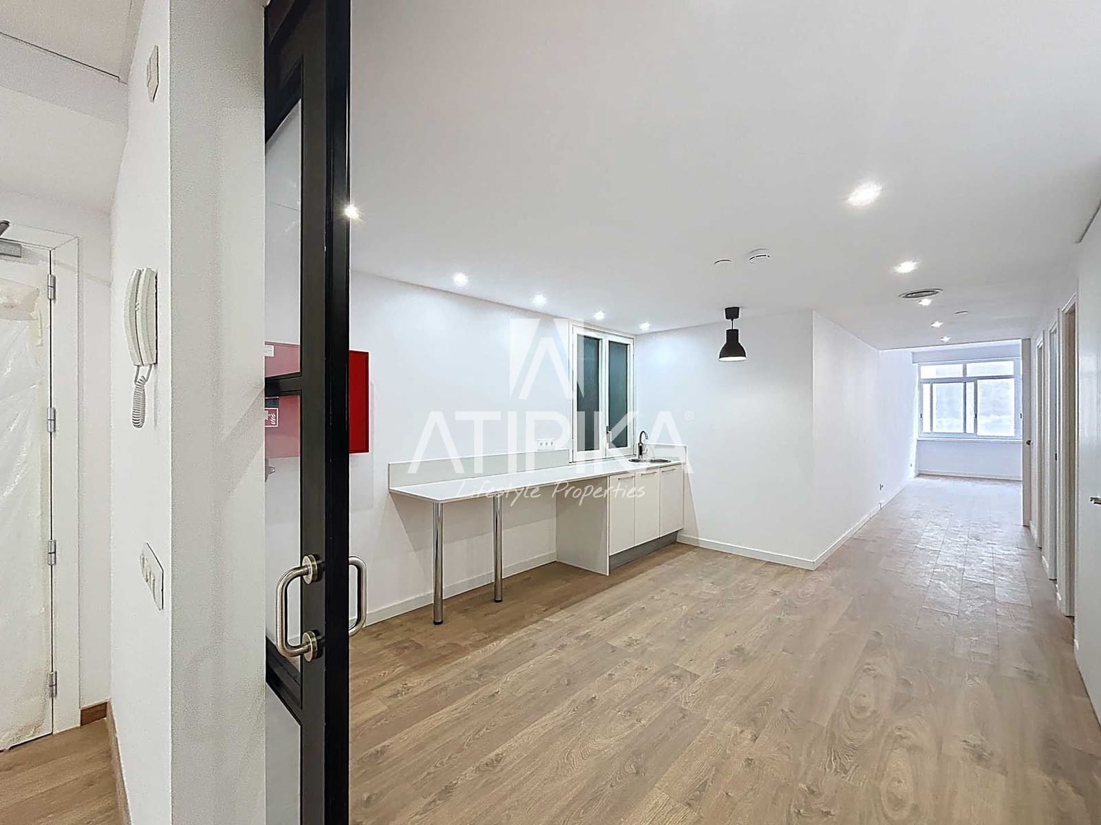 4 bedroom Office for rent in Barcelona city - € 4,650 (Ref: 9263952)