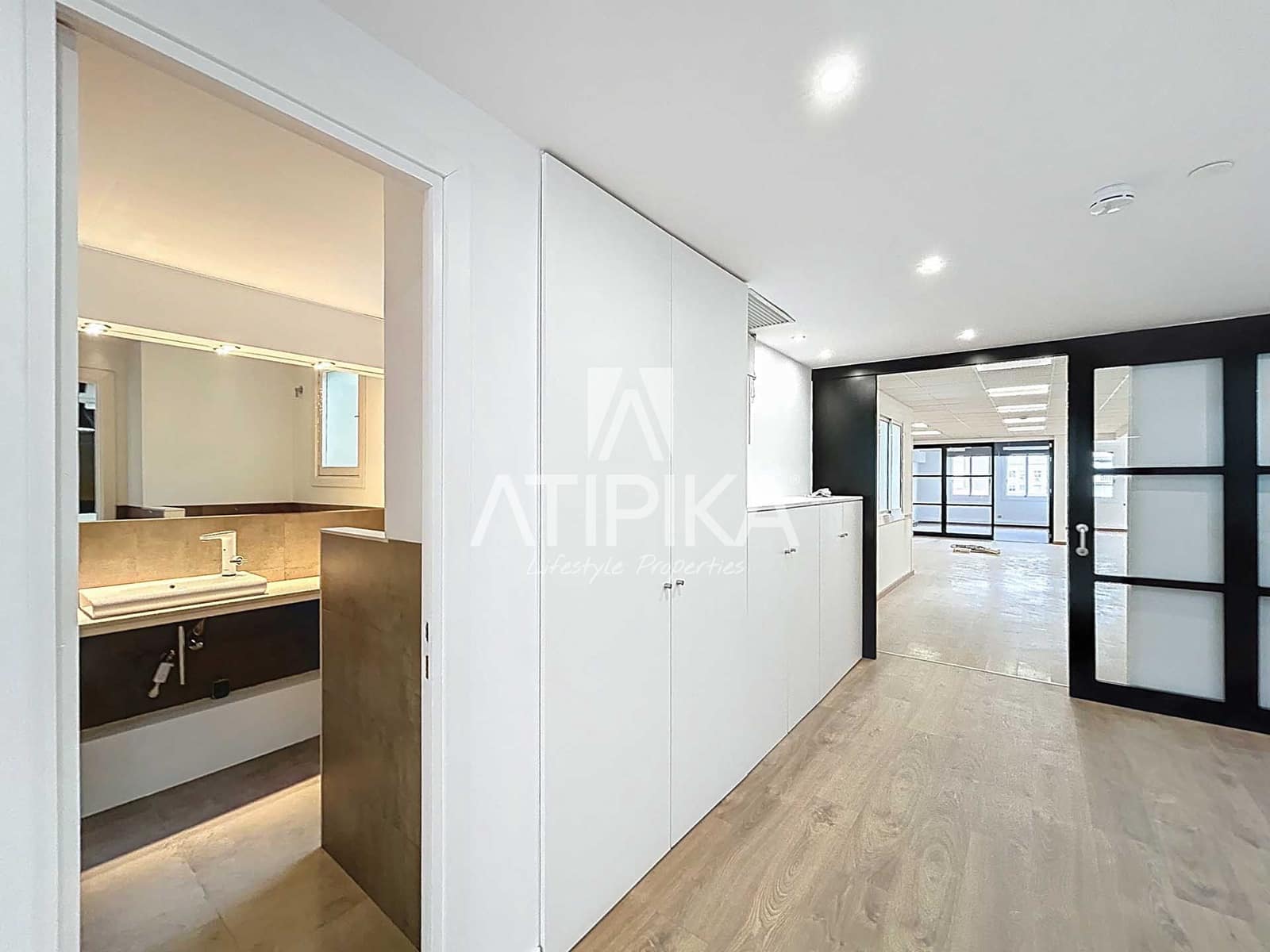 4 bedroom Office for rent in Barcelona city - € 4,650 (Ref: 9263952)