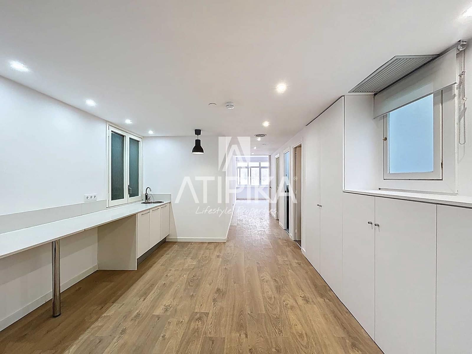 4 bedroom Office for rent in Barcelona city - € 4,650 (Ref: 9263952)