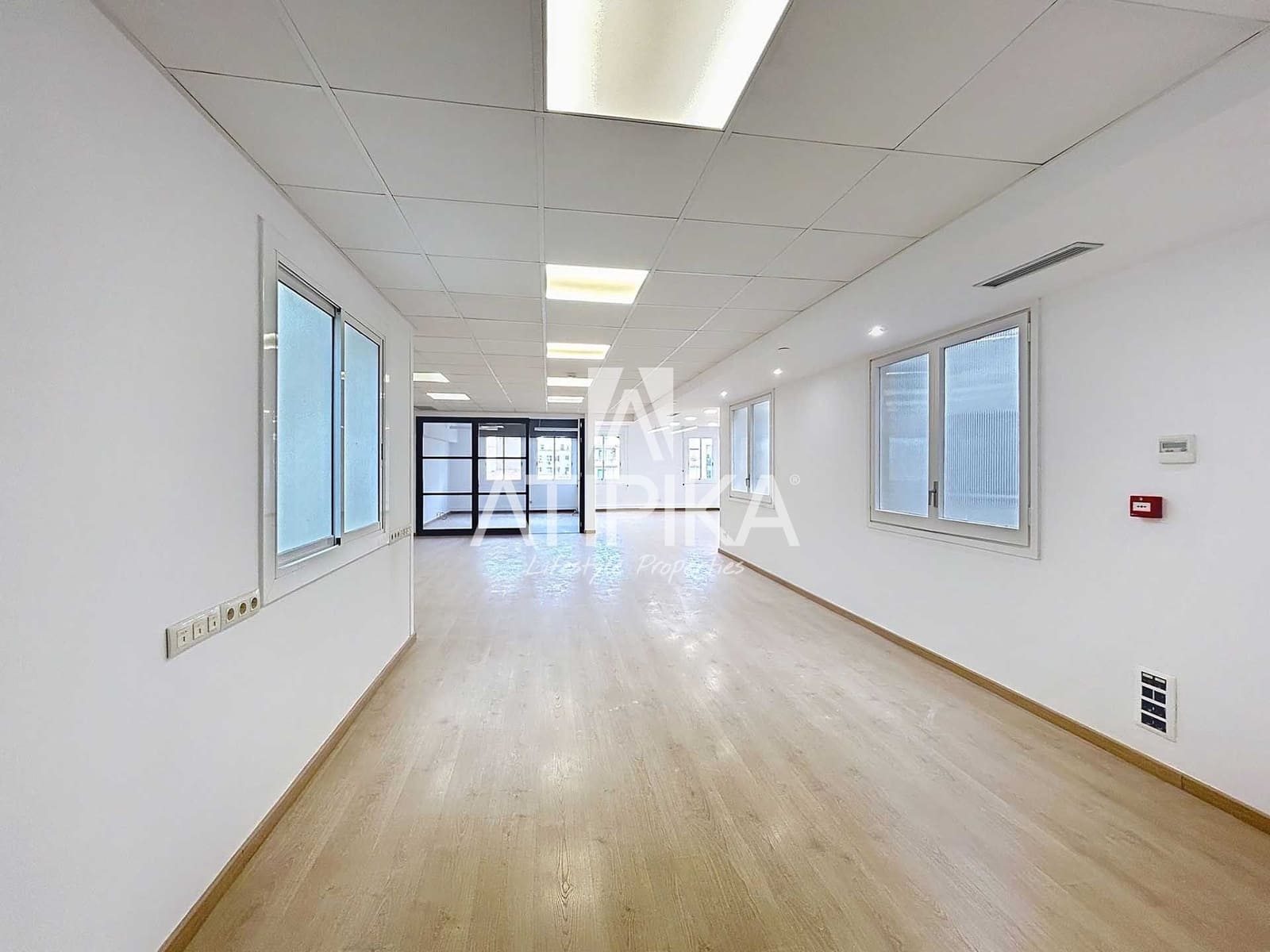 4 bedroom Office for rent in Barcelona city - € 4,650 (Ref: 9263952)