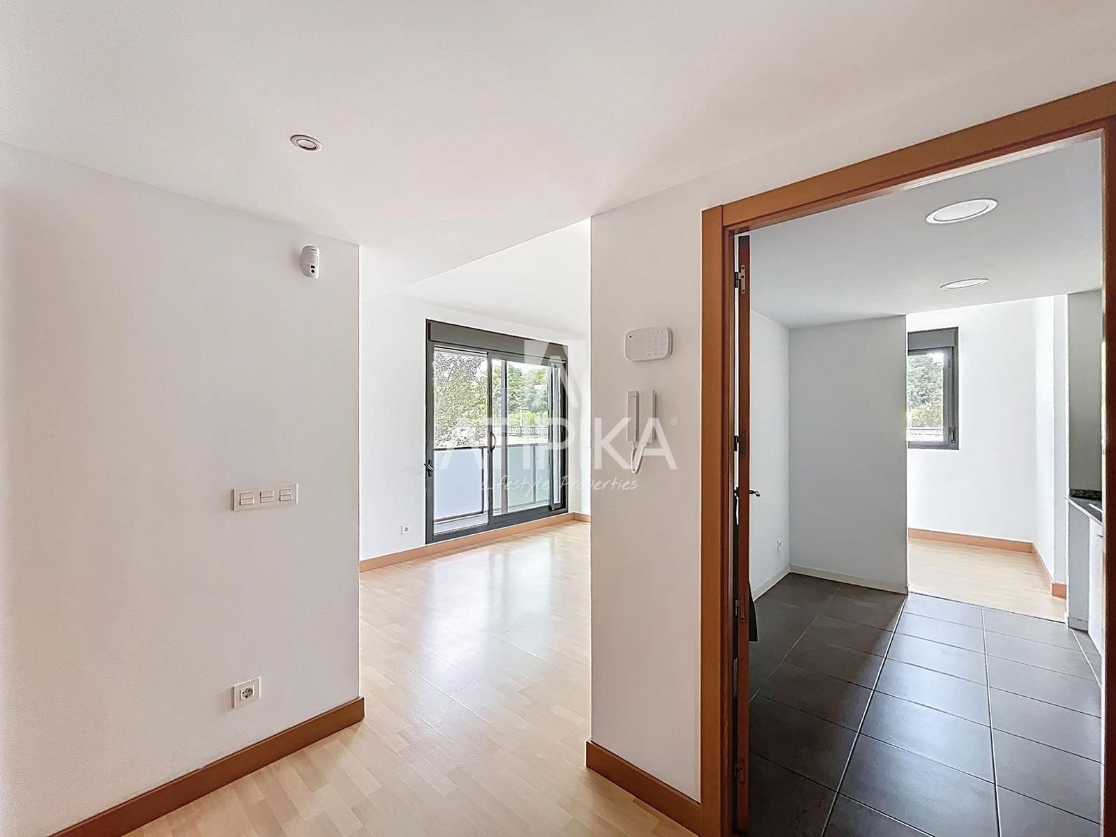 3 slaapkamer Appartement te koop in L'Hospitalet de Llobregat - € 469.000 (Ref: 9272020)