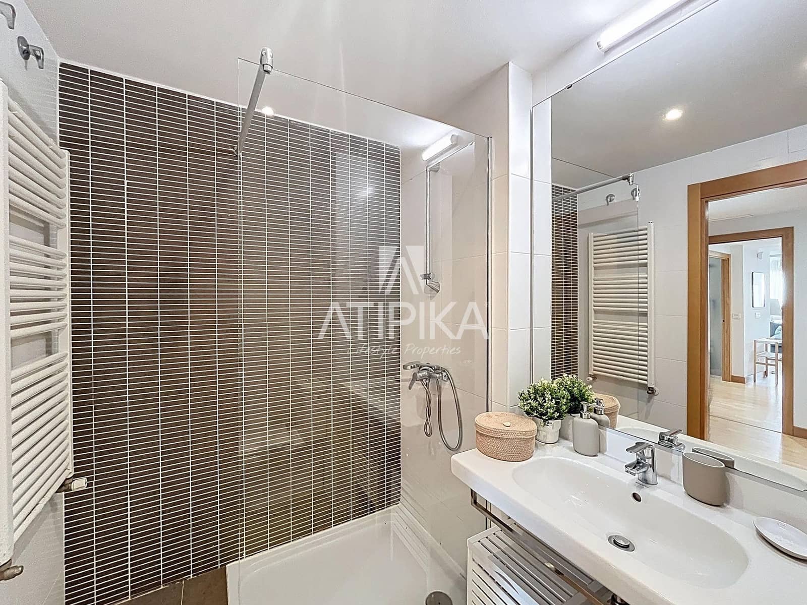 3 slaapkamer Appartement te koop in L'Hospitalet de Llobregat - € 469.000 (Ref: 9272020)