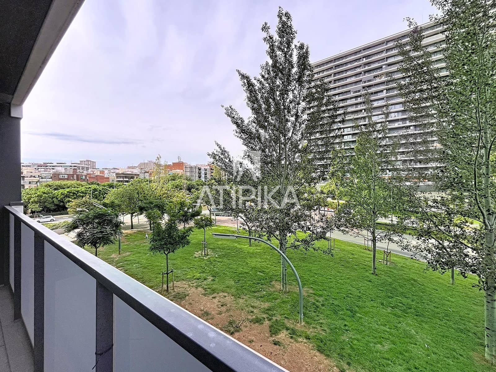 3 slaapkamer Appartement te koop in L'Hospitalet de Llobregat - € 469.000 (Ref: 9272020)