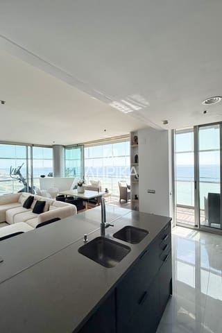 3 bedroom Apartment for sale in Barcelona city with pool - € 1,850,000 (Ref: 9294123)