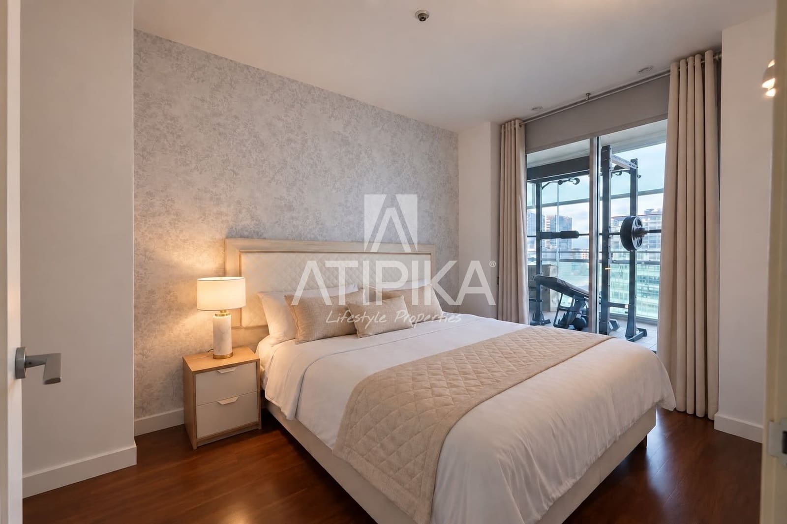 3 makuuhuone Huoneisto myytävänä paikassa Barcelona kaupunki mukana uima-altaan 
autotalli - 1 850 000 € (Ref: 9294123)