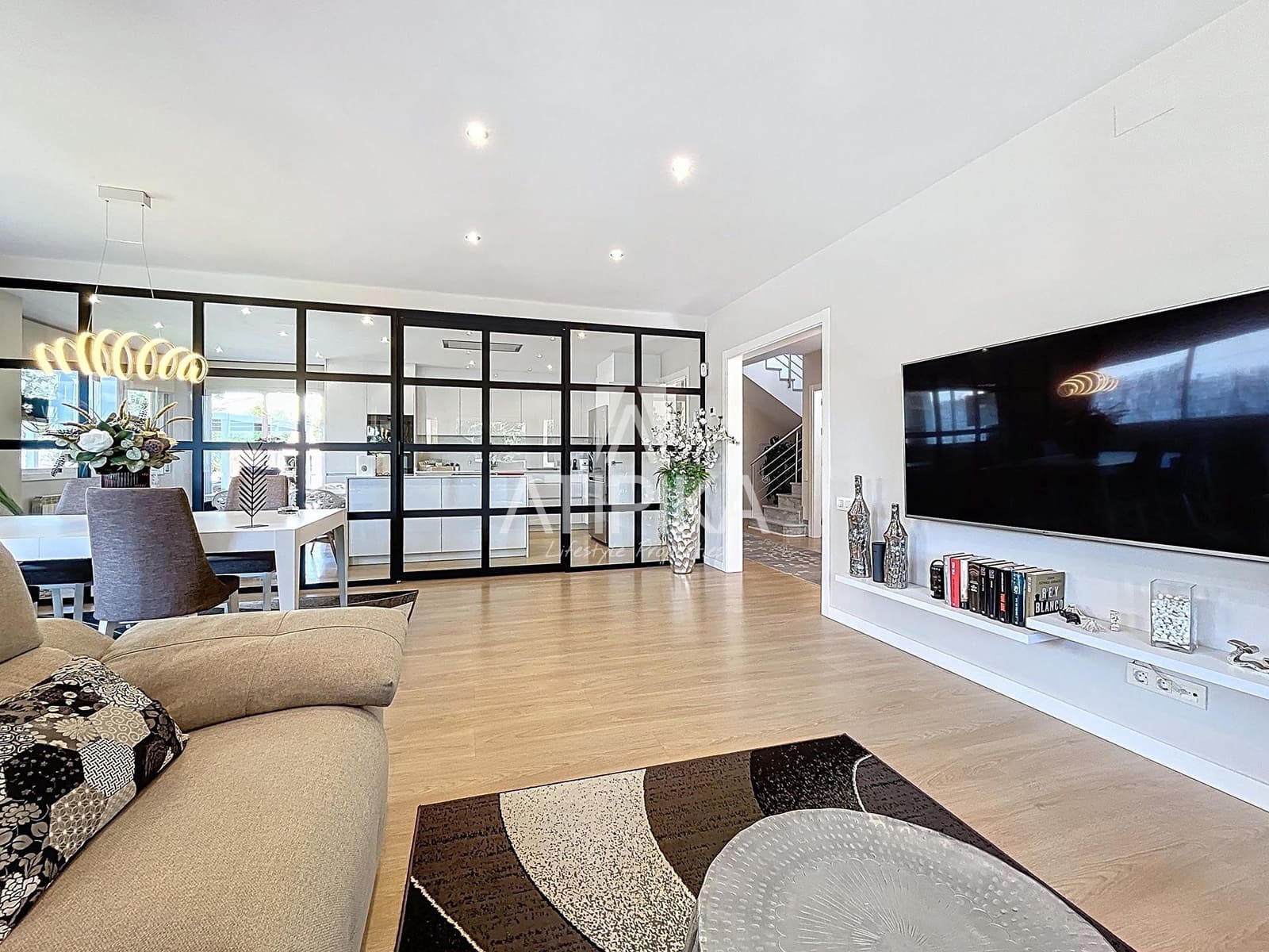 4 soverom Villa til salgs i Sant Pere de Ribes med svømmebasseng - € 998 000 (Ref: 9296565)