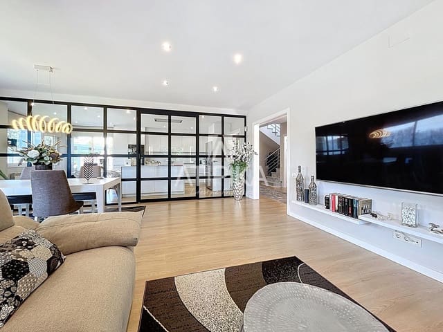 4 soverom Villa til salgs i Sant Pere de Ribes med svømmebasseng - € 998 000 (Ref: 9296565)