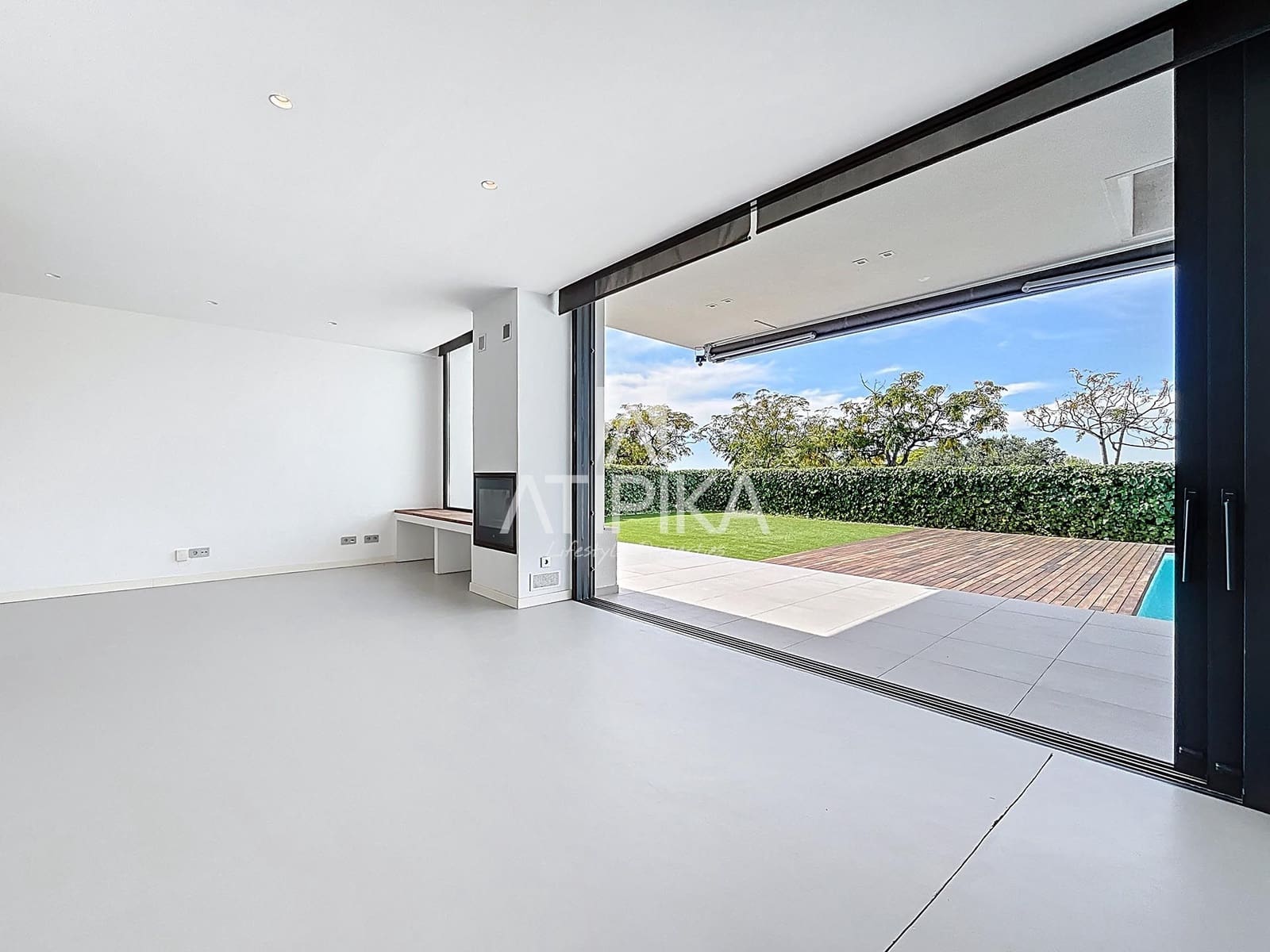 5 soveværelse Villa til salg i Vilanova i la Geltru med swimmingpool - € 1.250.000 (Ref: 9300371)