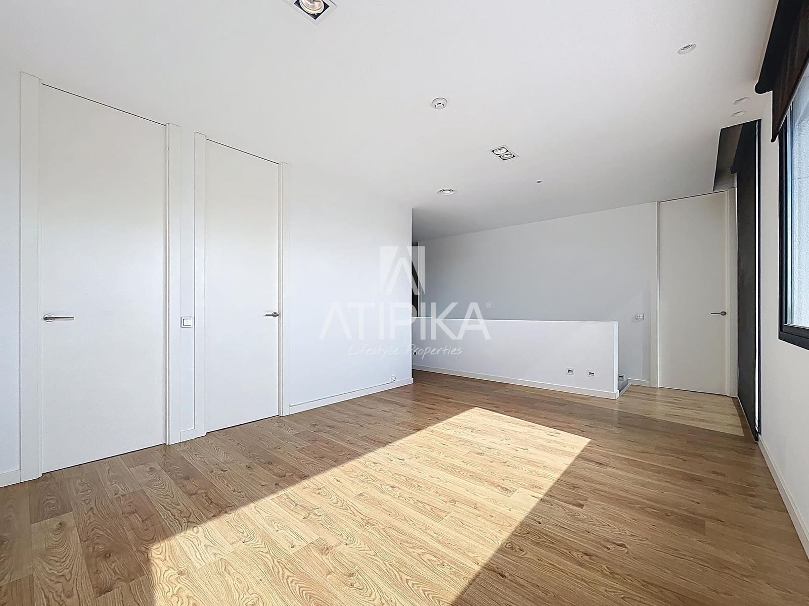 5 soveværelse Villa til salg i Vilanova i la Geltru med swimmingpool - € 1.250.000 (Ref: 9300371)