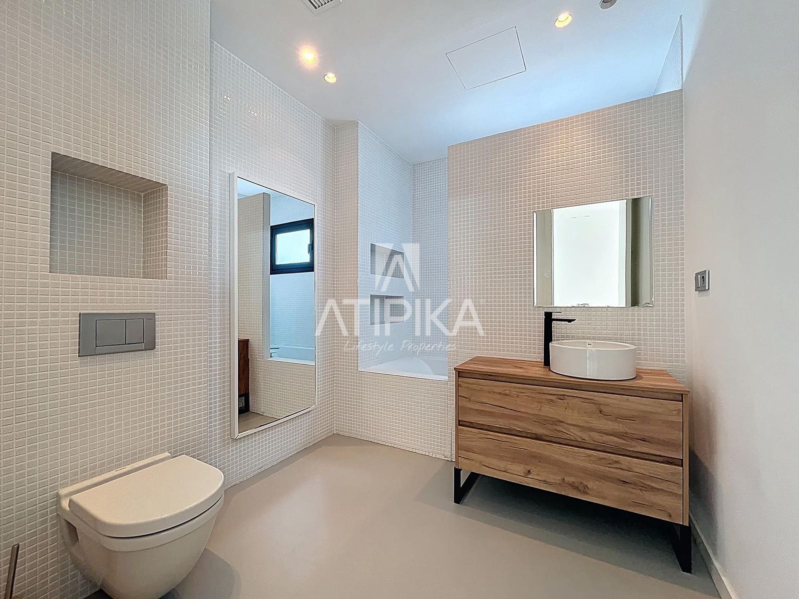 5 soveværelse Villa til salg i Vilanova i la Geltru med swimmingpool - € 1.250.000 (Ref: 9300371)