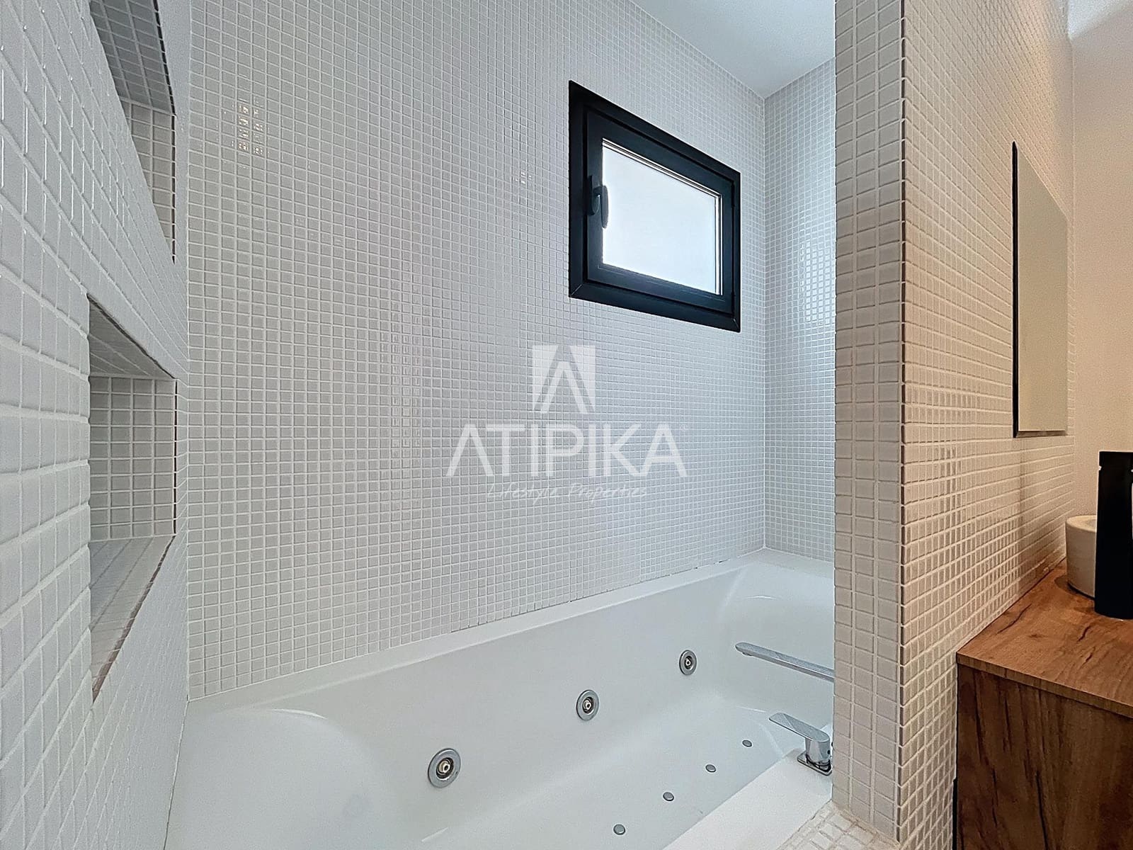 5 soveværelse Villa til salg i Vilanova i la Geltru med swimmingpool - € 1.250.000 (Ref: 9300371)