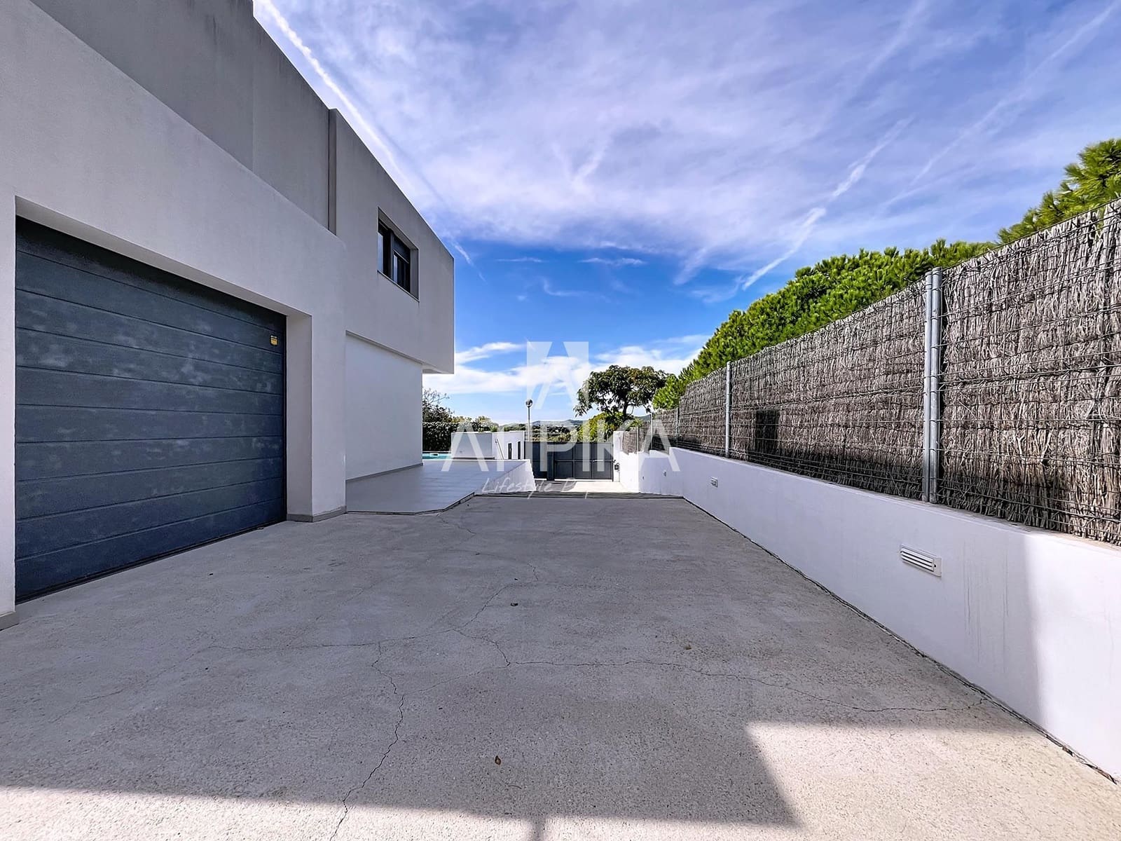 5 soveværelse Villa til salg i Vilanova i la Geltru med swimmingpool - € 1.250.000 (Ref: 9300371)