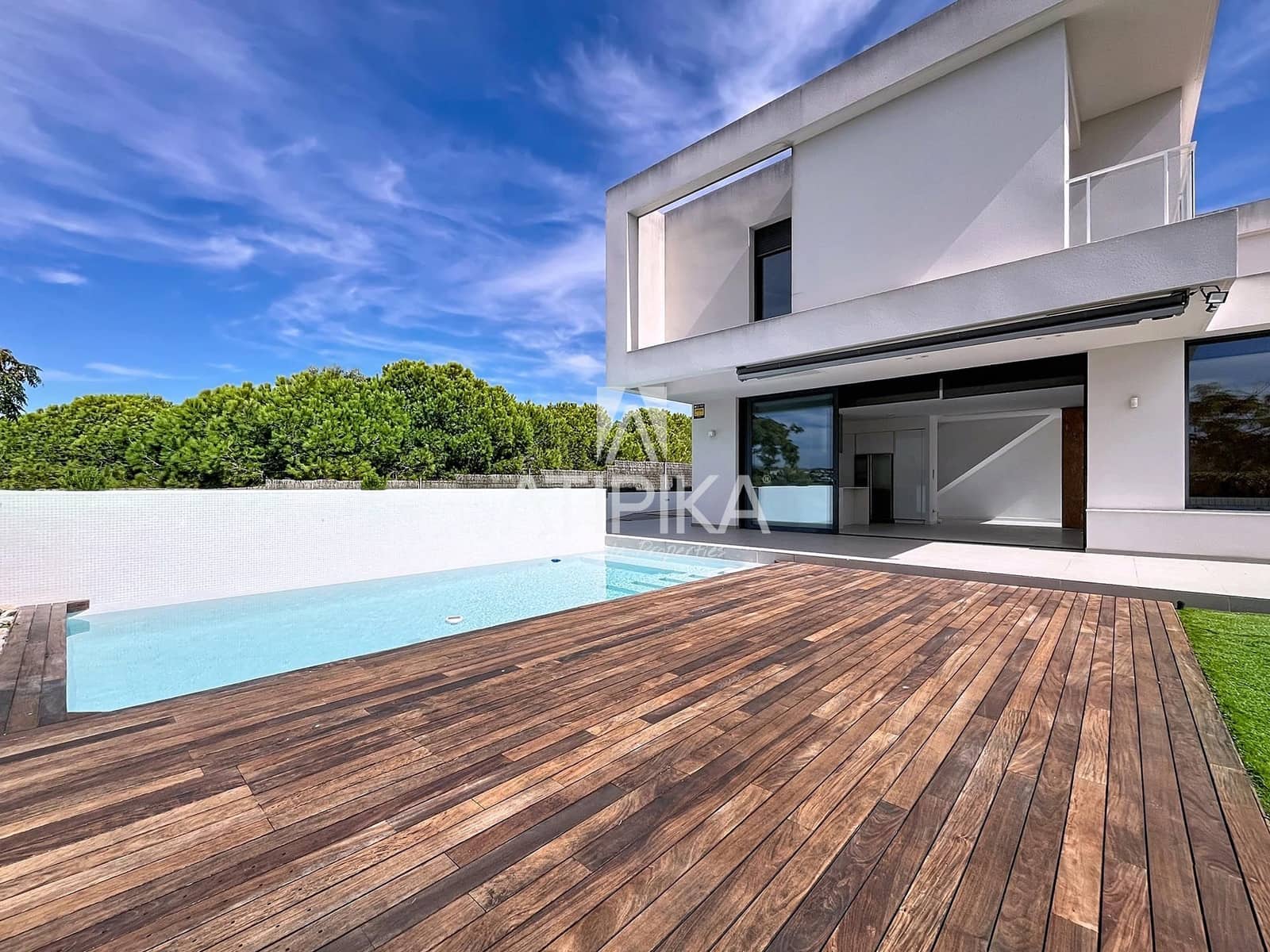 5 soveværelse Villa til salg i Vilanova i la Geltru med swimmingpool - € 1.250.000 (Ref: 9300371)